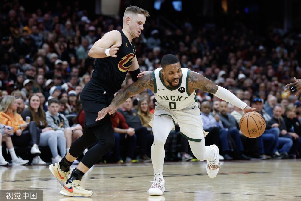 一个被指 一个被指